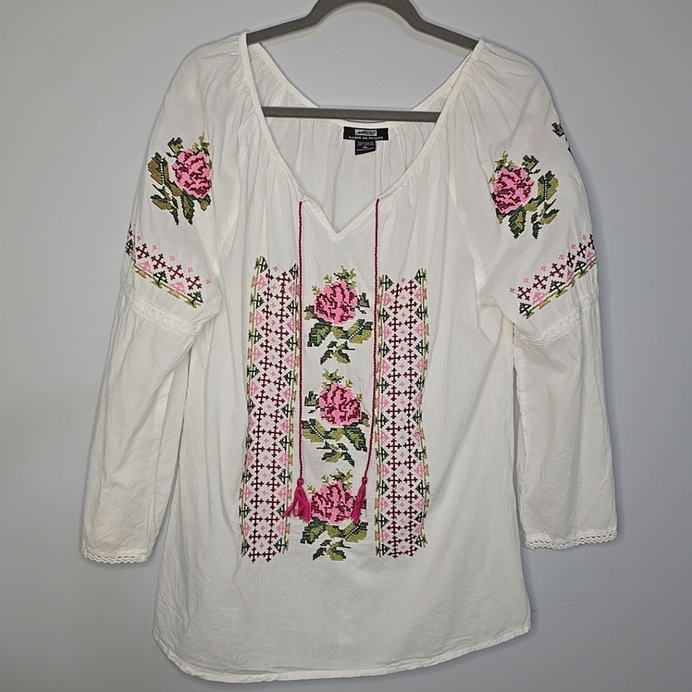 Embroidered White and Pink Women's Top